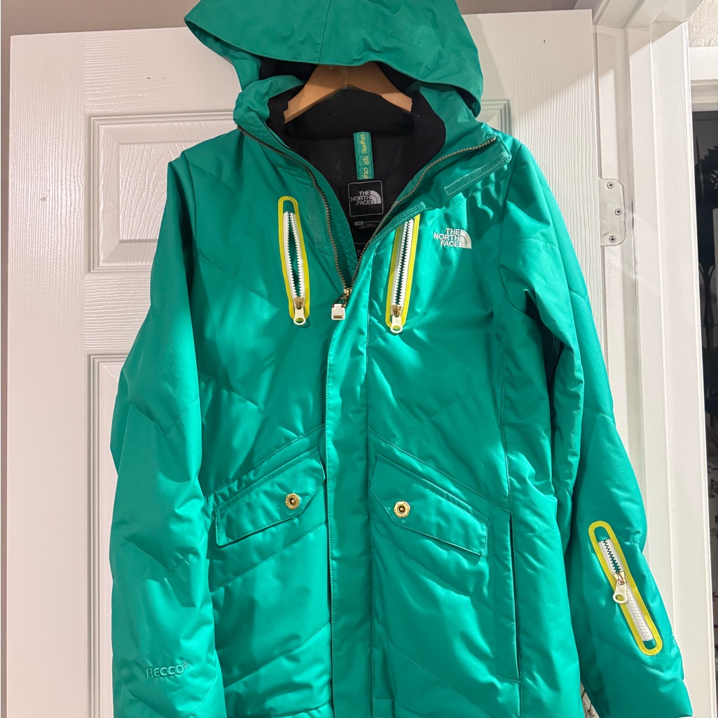 The North Face Recco 600 Down Ski Jacket